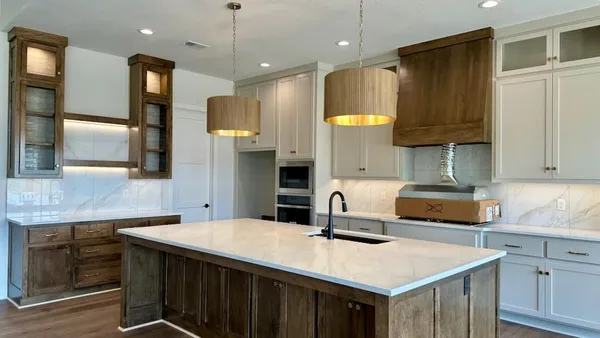 $876,032 | 17408 Parkhill Street, Overland Park, KS 66221