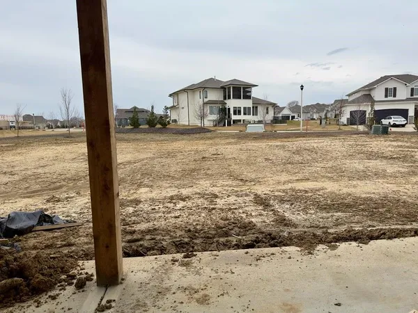 $876,032 | 17408 Parkhill Street, Overland Park, KS 66221