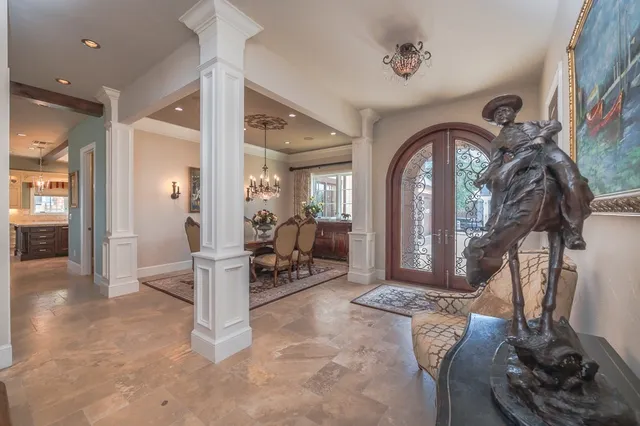 a view of a livingroom with furniture and a living room