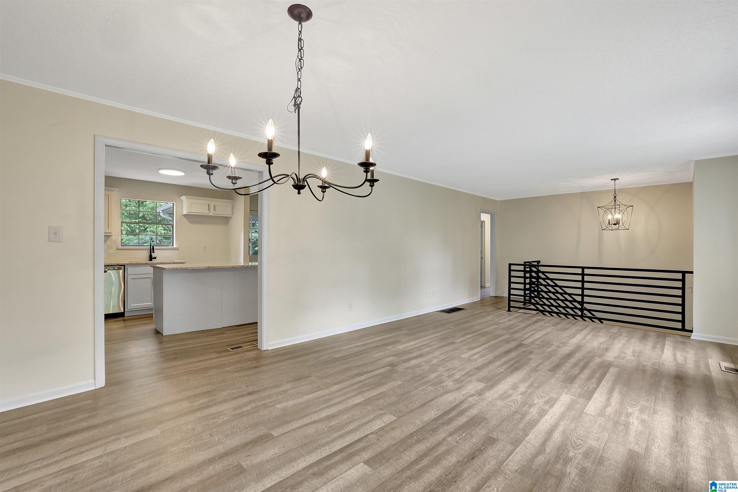 203 11th Place Pleasant Grove, AL 35127 - Photo 7 of 34