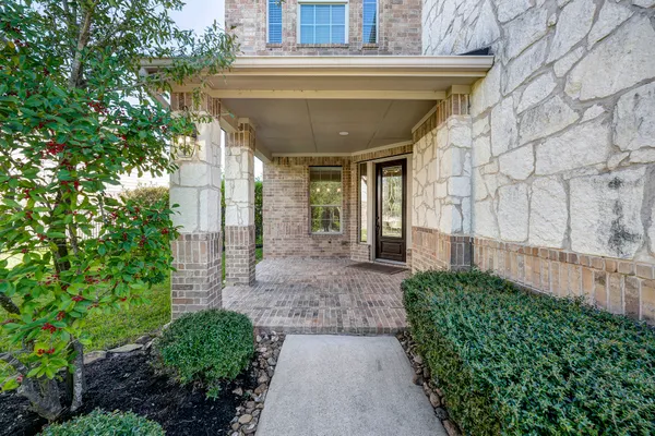 $829,000 | 11 Red Wagon Drive, Spring, TX 77389