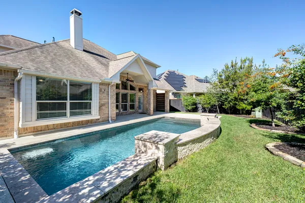 $829,000 | 11 Red Wagon Drive, Spring, TX 77389