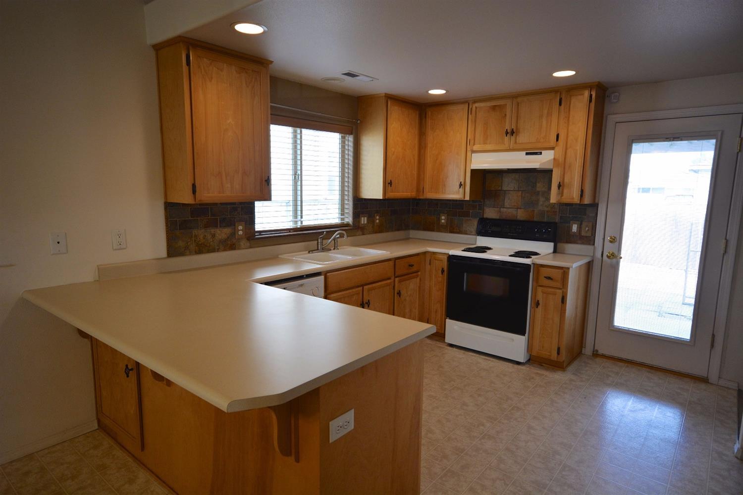 655 Brandi Way Eagle Point, OR 97524 - Photo 7 of 19 Additional Photo