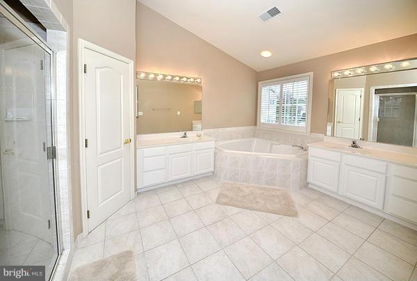 47753 Ramshead Terrace Sterling, VA 20165 - Photo 23 of 30 Bath (Master)