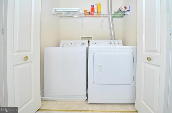 47753 Ramshead Terrace Sterling, VA 20165 - Photo 25 of 30 Laundry