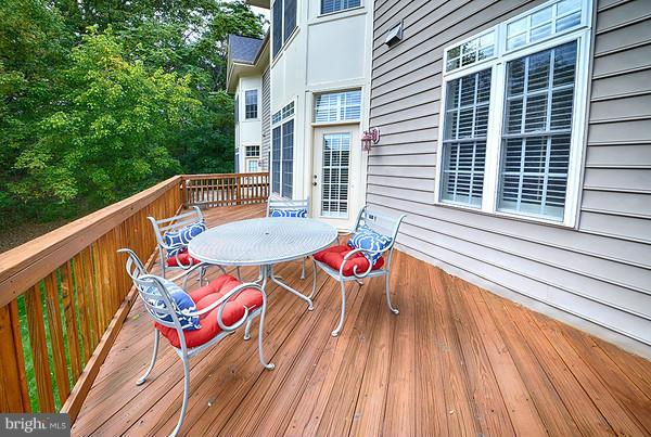 47753 Ramshead Terrace Sterling, VA 20165 - Photo 28 of 30 Exterior (Rear)