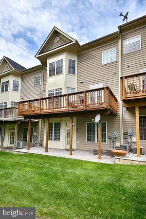 47753 Ramshead Terrace Sterling, VA 20165 - Photo 30 of 30 Exterior (Rear)