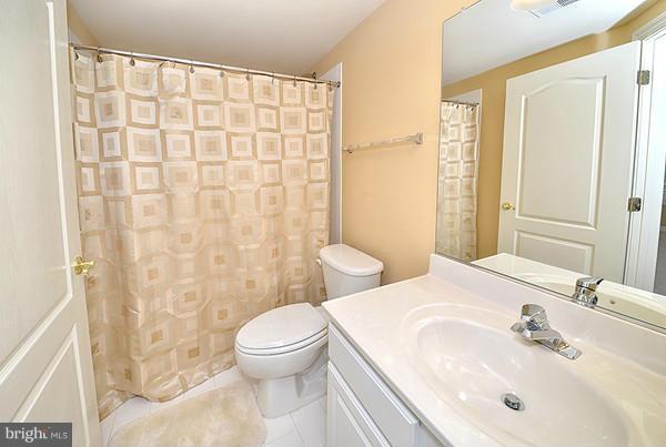 47753 Ramshead Terrace Sterling, VA 20165 - Photo 7 of 30 Bath