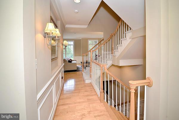 47753 Ramshead Terrace Sterling, VA 20165 - Photo 9 of 30 Interior (General)