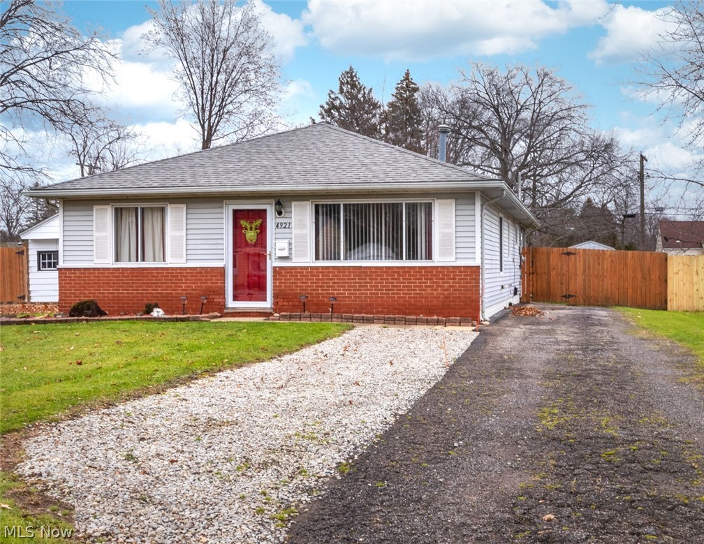 4921 Forest Road Mentor, OH 44060 - Photo 1 of 24