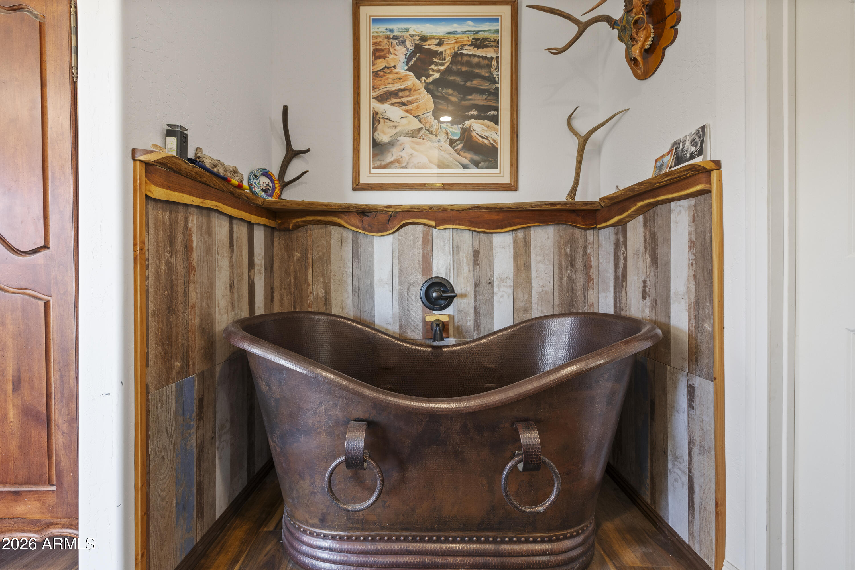 17200 South Dripping Springs Road Mayer, AZ 86333 - Photo 27 of 52 Primary Bathroom