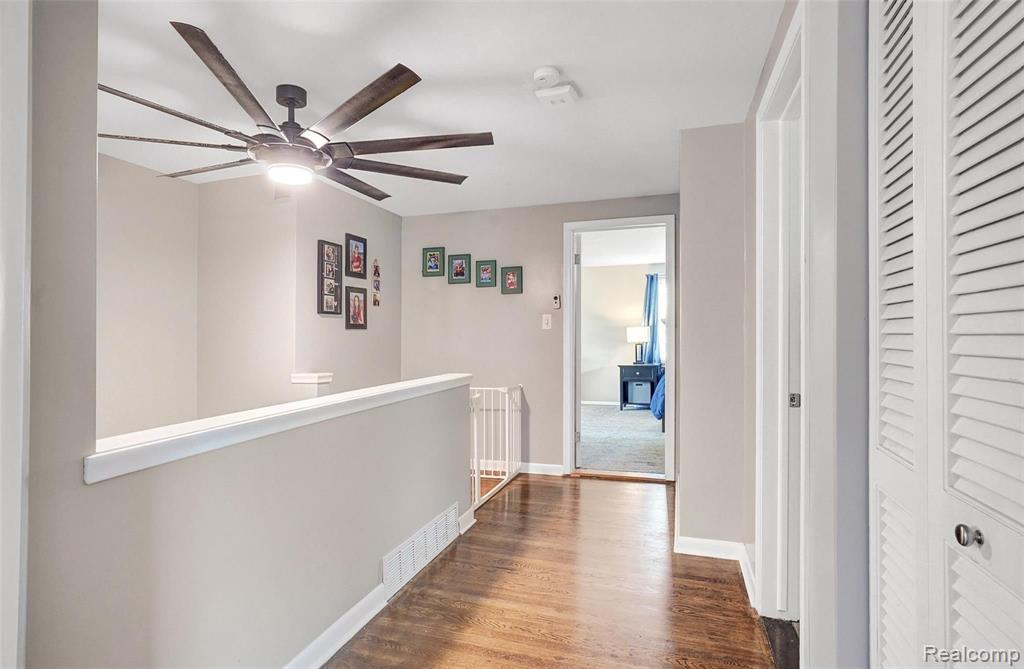 32836 Hearthstone Road Farmington Hills, MI 48334 - Photo 28 of 30
