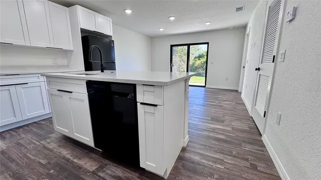 $1,695 | 27063 Washington Street, Punta Gorda, FL 33983