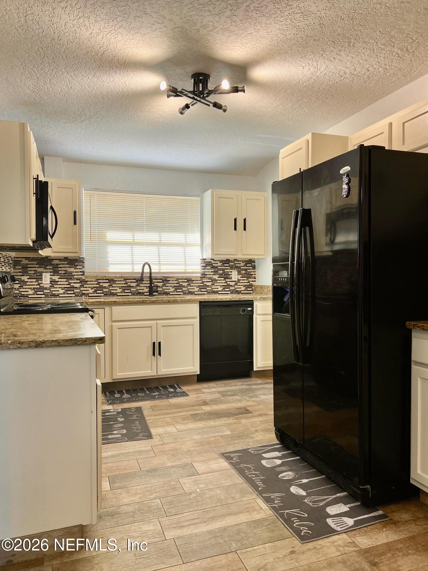 845 Ibis Road Jacksonville, FL 32216 - Photo 4 of 9 IMG_8055