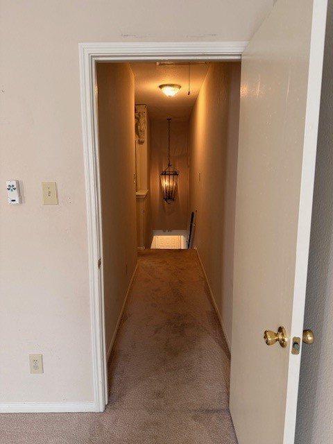 4001 Tanglewilde Street, Unit 811 Houston, TX 77063 - Photo 28 of 38 a view of a hallway with a white walls