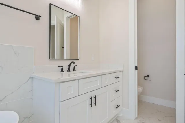 $949,999 | 22 Shalimar Drive, Shalimar, FL 32579