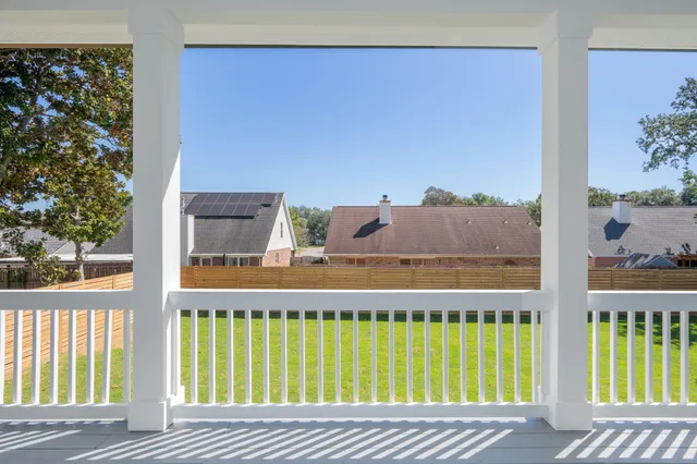 $949,999 | 22 Shalimar Drive, Shalimar, FL 32579