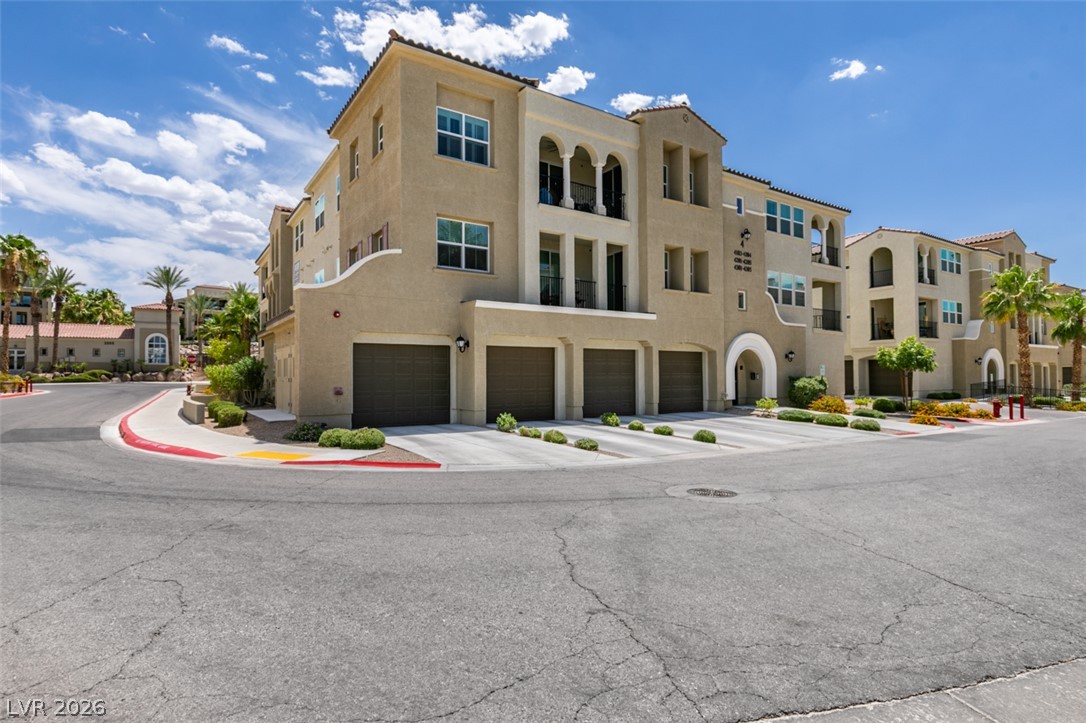 2555 Hampton Road, Unit 4104 Henderson, NV 89052 - Photo 3 of 54