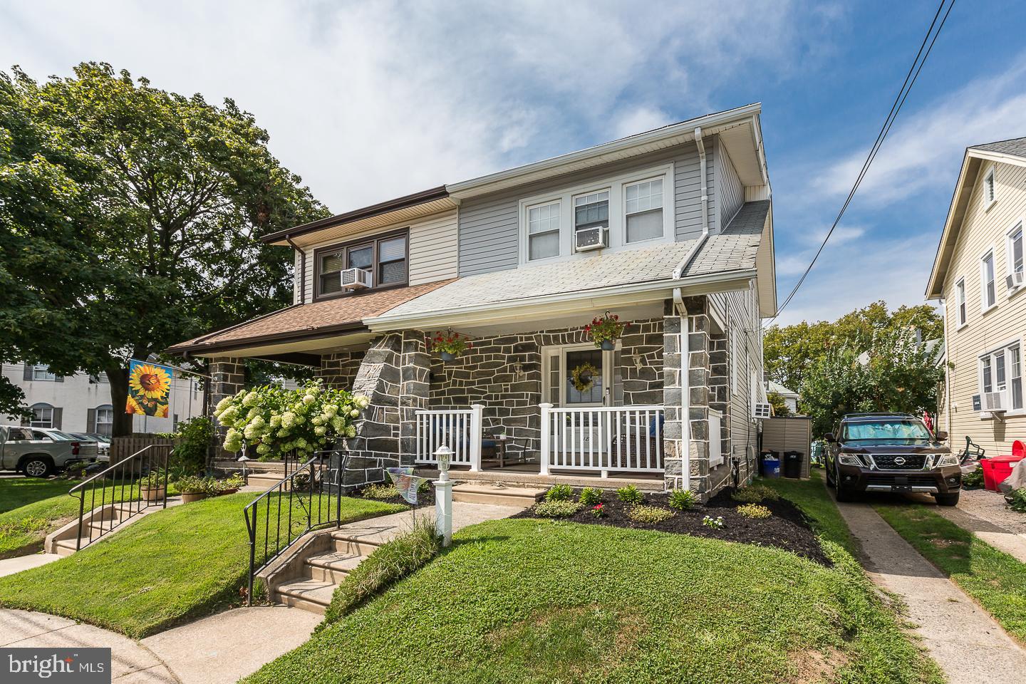 218 South Manoa Road Havertown, PA 19083 - Photo 2 of 39