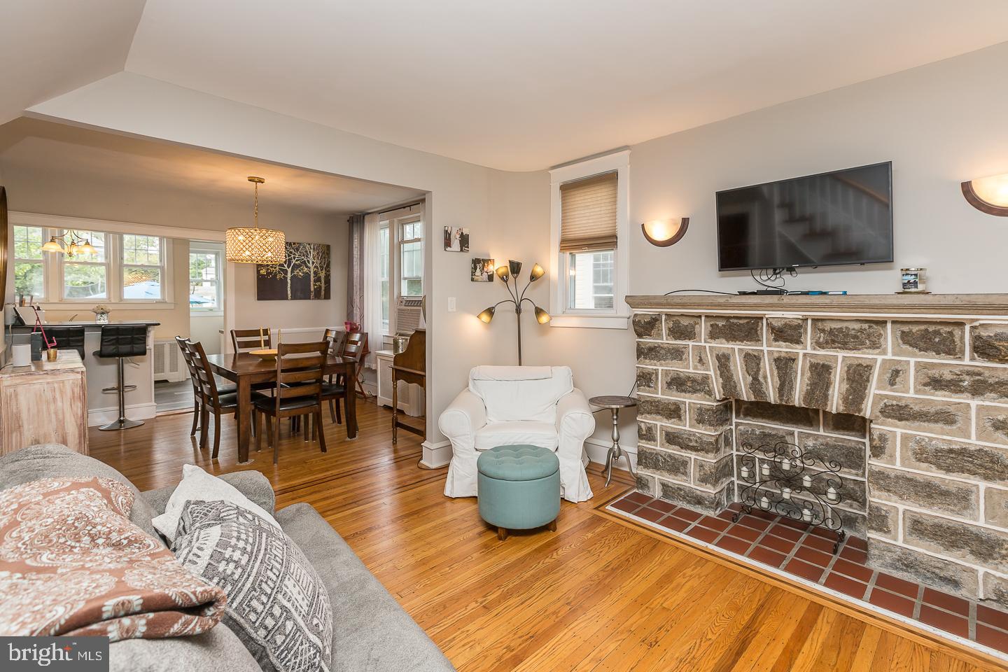 218 South Manoa Road Havertown, PA 19083 - Photo 7 of 39