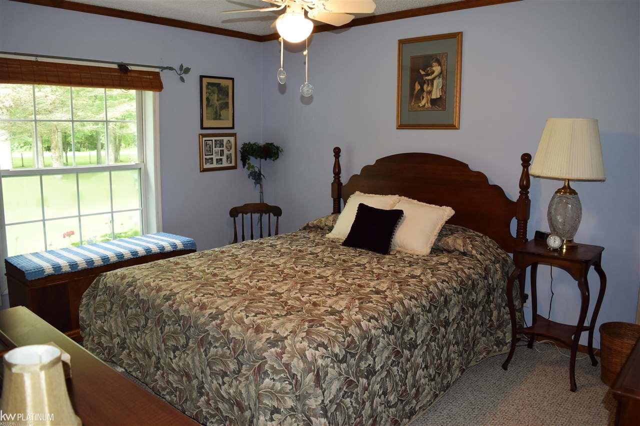 9115 Folkert Road Algonac, MI 48001 - Photo 11 of 31 31328712-10.JPG