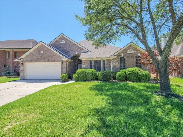 $2,300 | 18511 Falcon Crest Drive, Humble, TX 77346