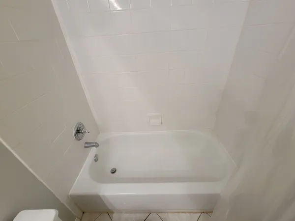 $2,300 | 18511 Falcon Crest Drive, Humble, TX 77346