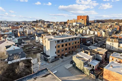 $599,000 | 622 Gross Street, Unit 106, Pittsburgh, PA 15224