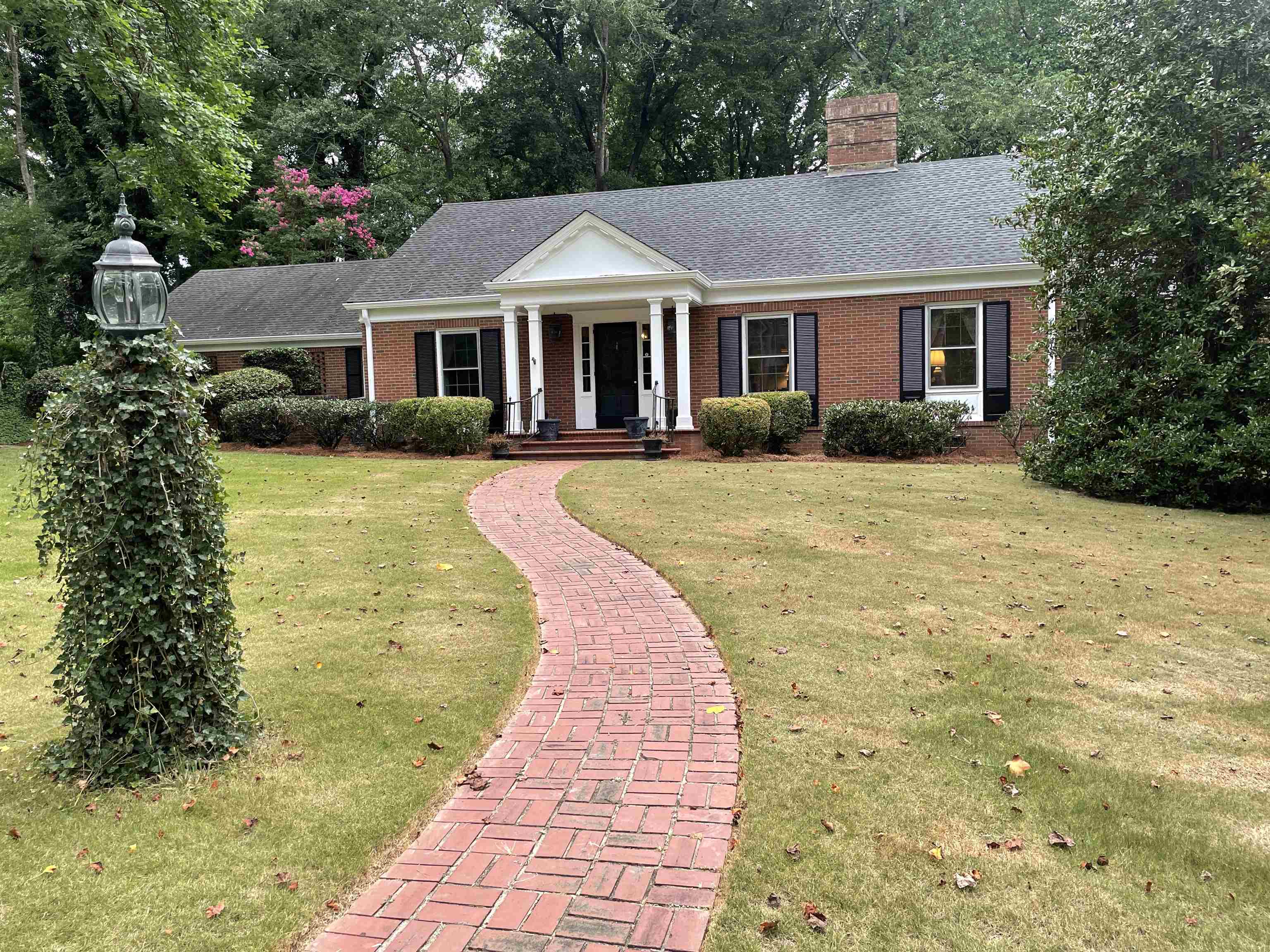704 Brookfield Road Spartanburg, SC 29302 - Photo 2 of 36 Gallery Image 2