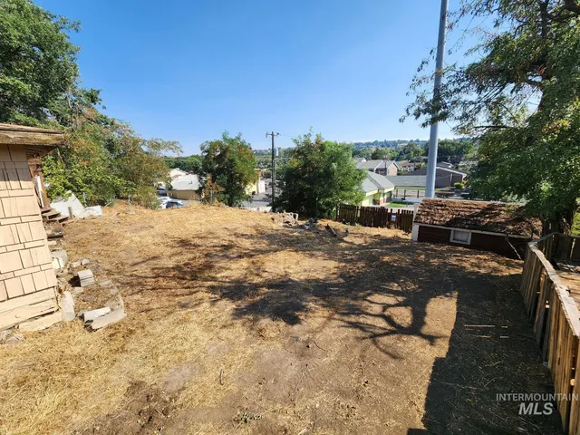 $114,900 | 708 15th Avenue, Lewiston, ID 83501