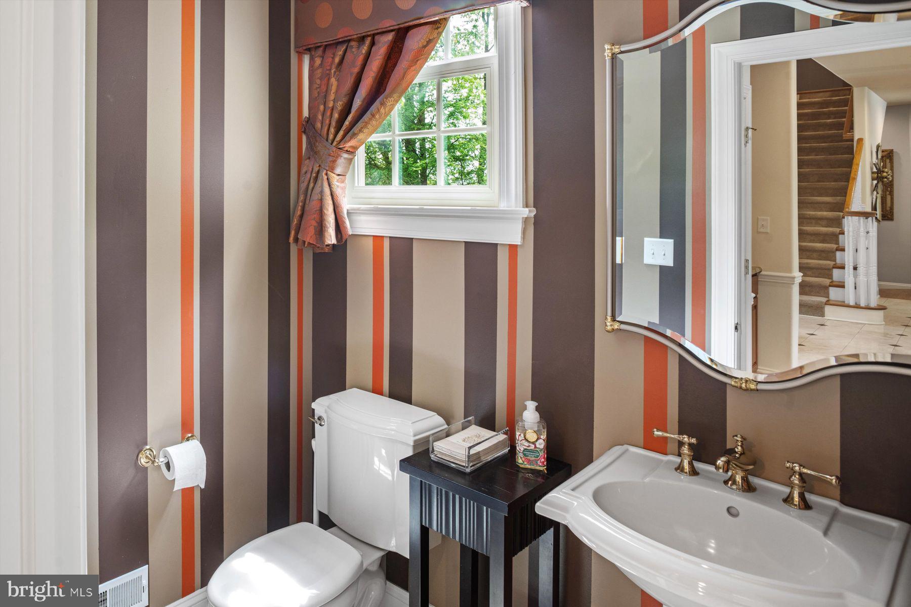 205 Wecks Pond Road New Hope, PA 18938 - Photo 10 of 44 Powder room