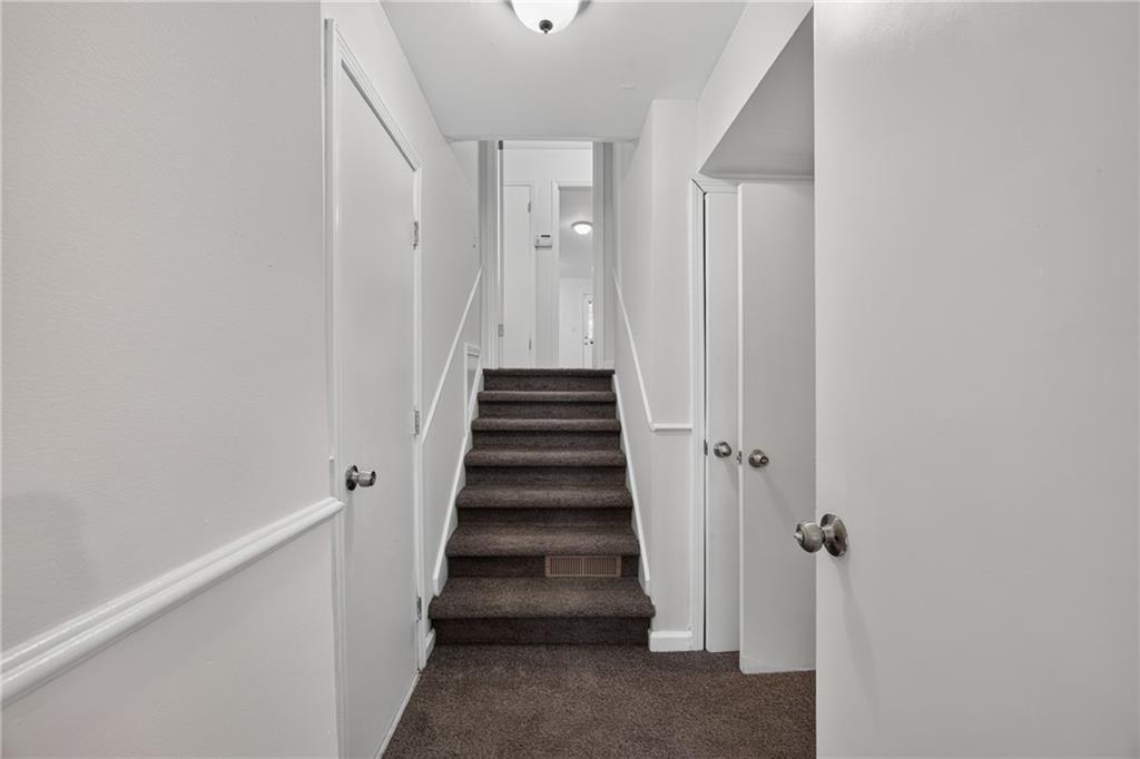 3894 Maplewood Drive Decatur, GA 30035 - Photo 10 of 29
