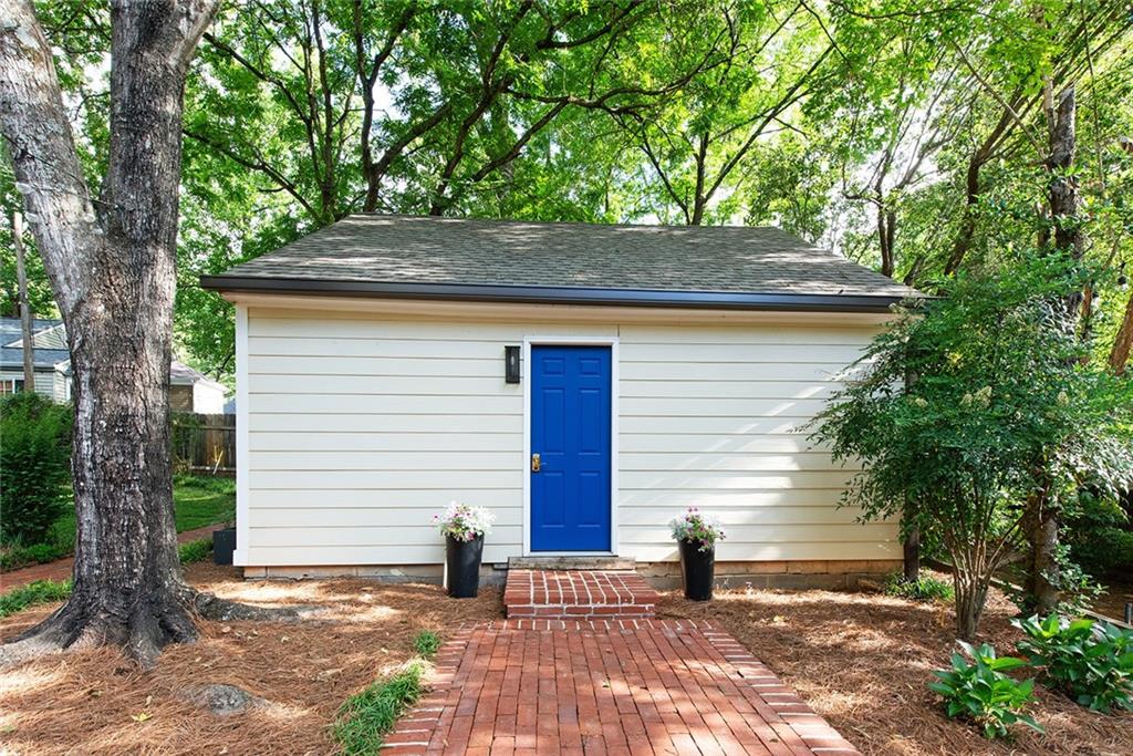 573 Collier Road Northwest Atlanta, GA 30318 - Photo 49 of 58