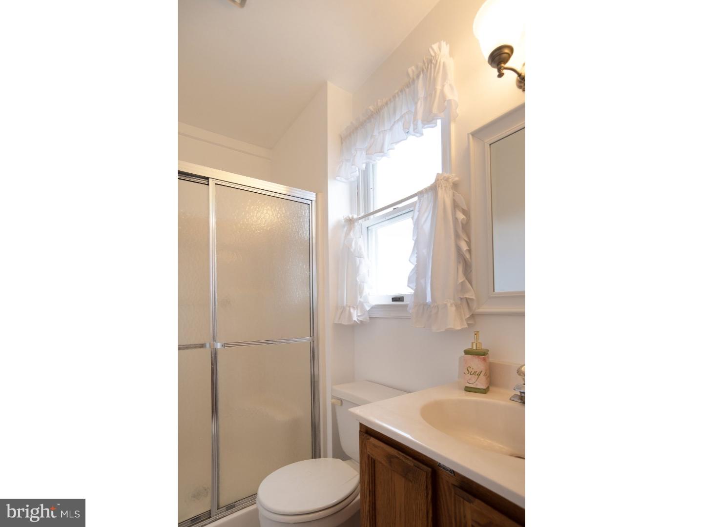 1108 Pepper Ridge Drive Reading, PA 19606 - Photo 15 of 21 Master Bathroom