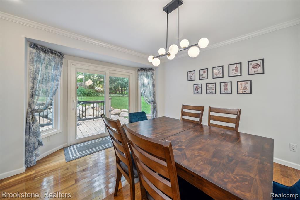 576 Bloomer Ridge Drive Rochester, MI 48307 - Photo 11 of 48
