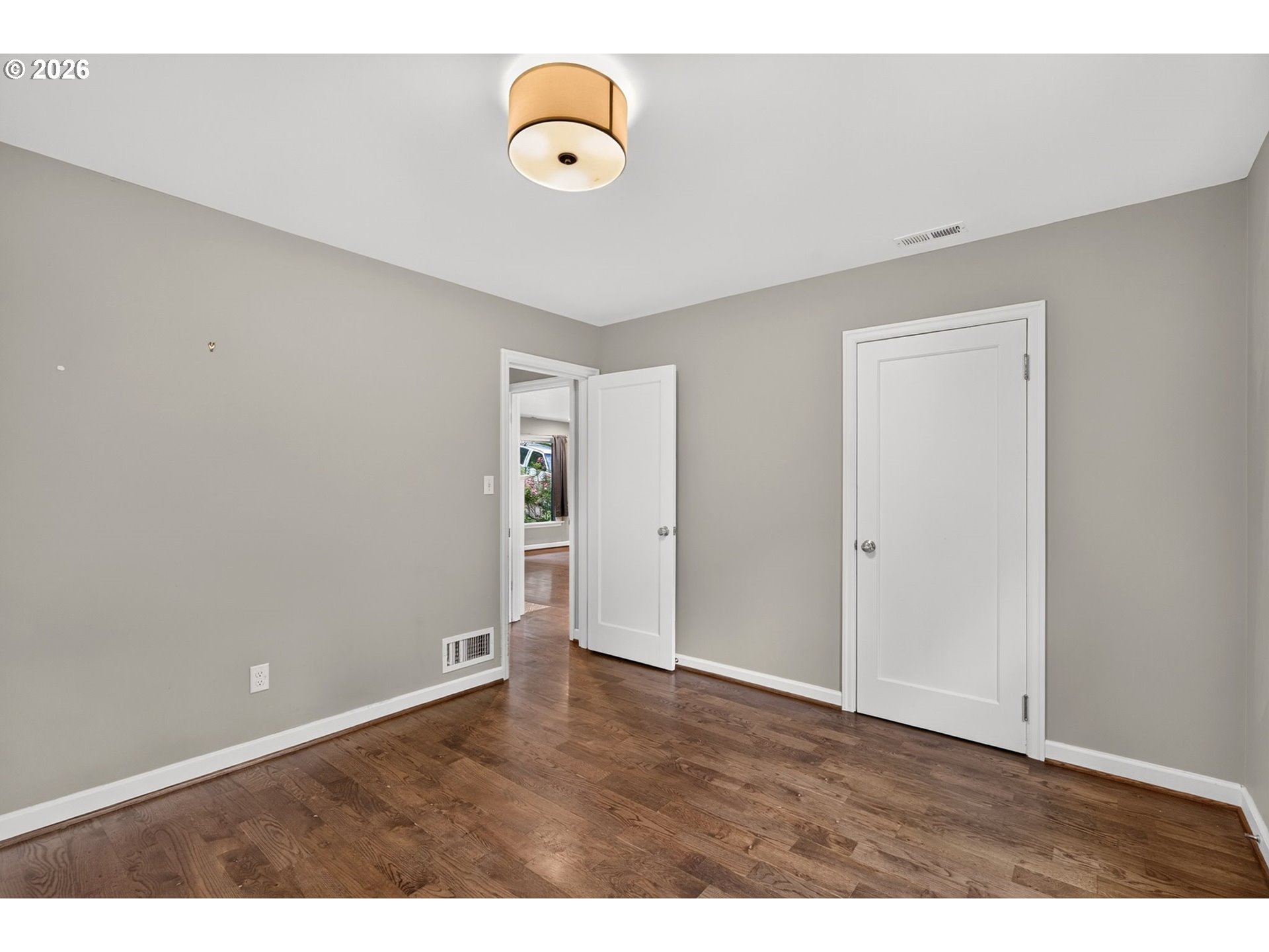 4842 Southwest Elm Lane Portland, OR 97221 - Photo 25 of 47