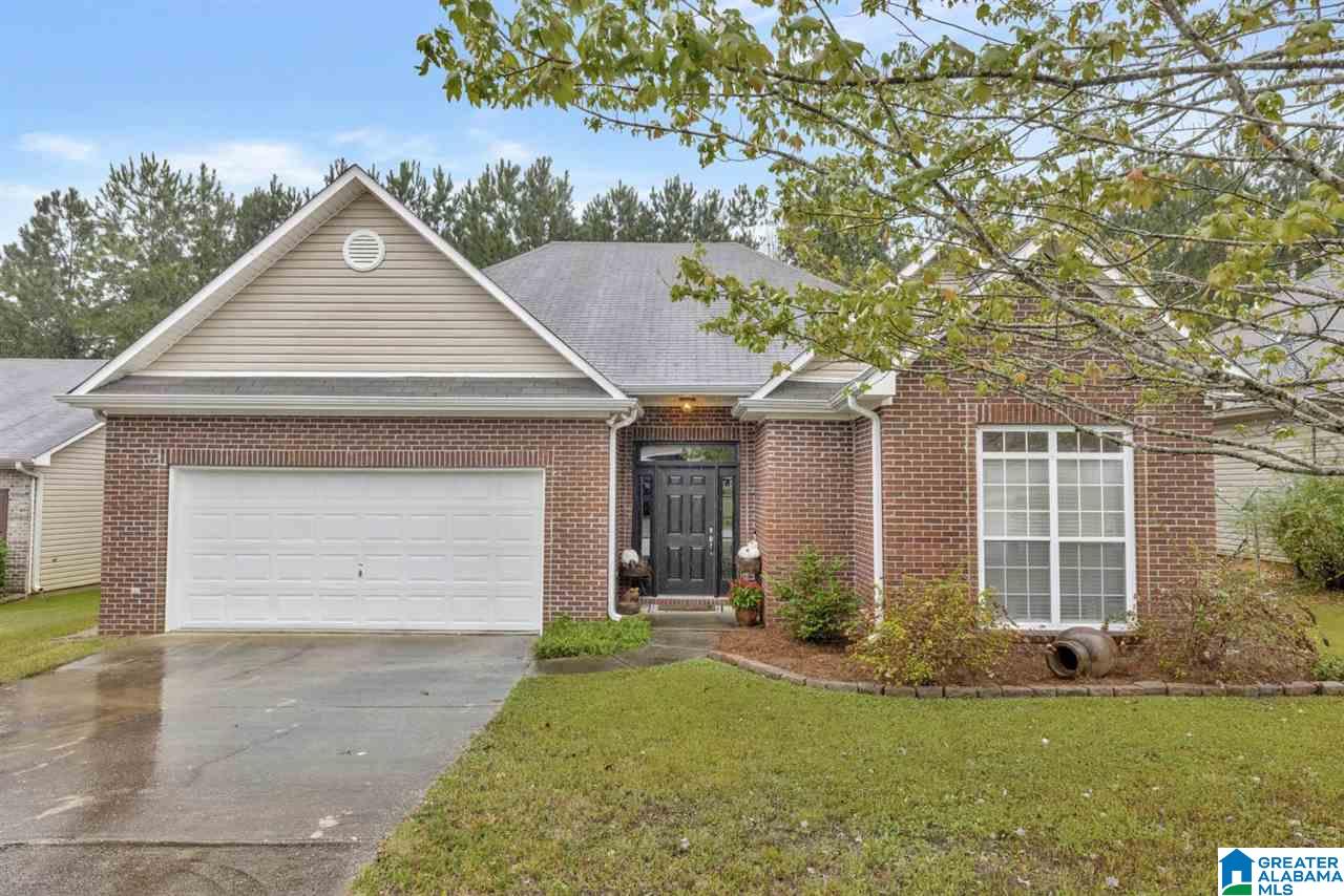 162 Gardenside Drive Alabaster, AL 35007 - Photo 1 of 21