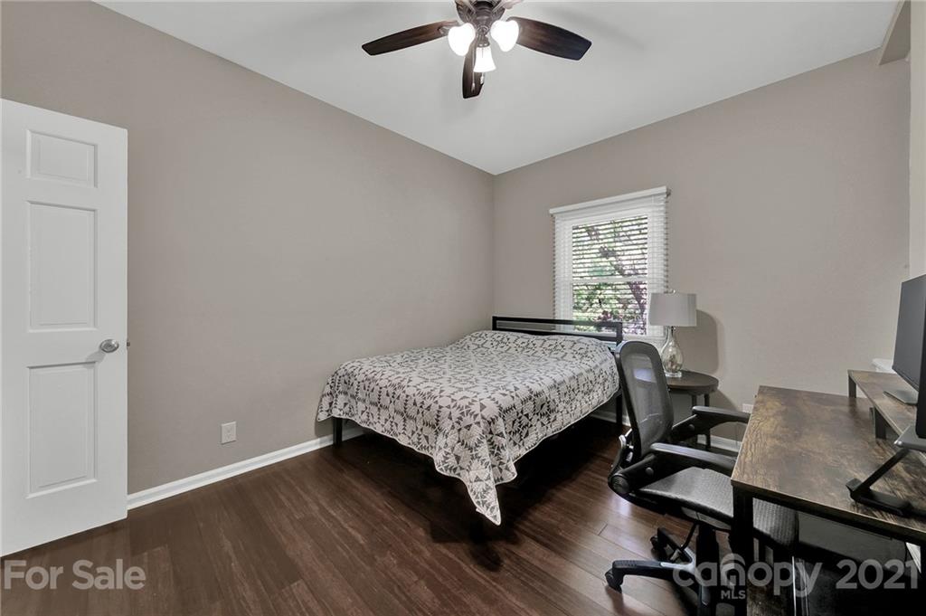 1014 Queens Road, Unit C Charlotte, NC 28207 - Photo 15 of 26 Gallery Image 15