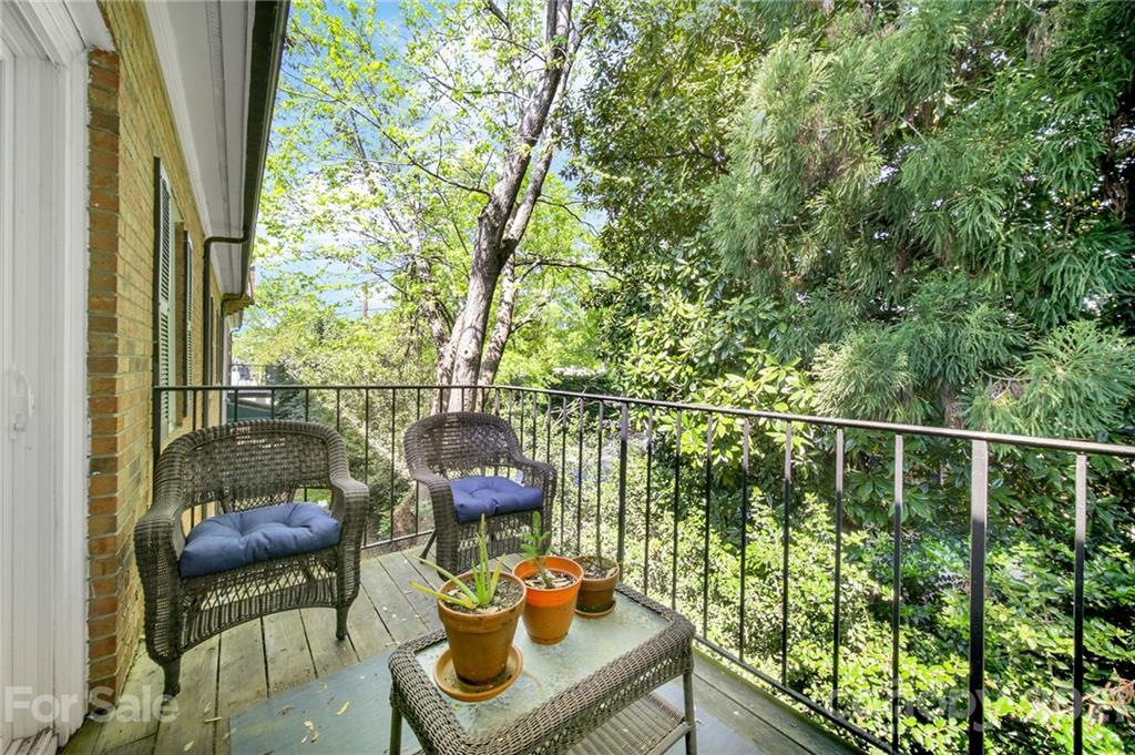 1014 Queens Road, Unit C Charlotte, NC 28207 - Photo 22 of 26 Gallery Image 22