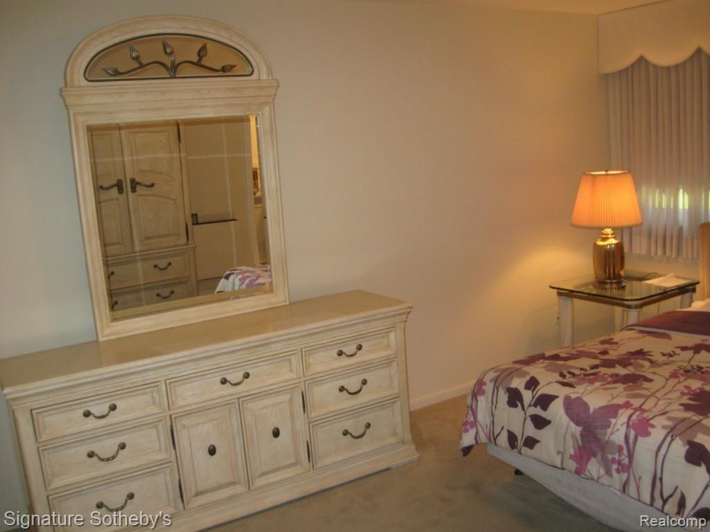 4045 West Maple Road Bloomfield Hills, MI 48301 - Photo 20 of 24