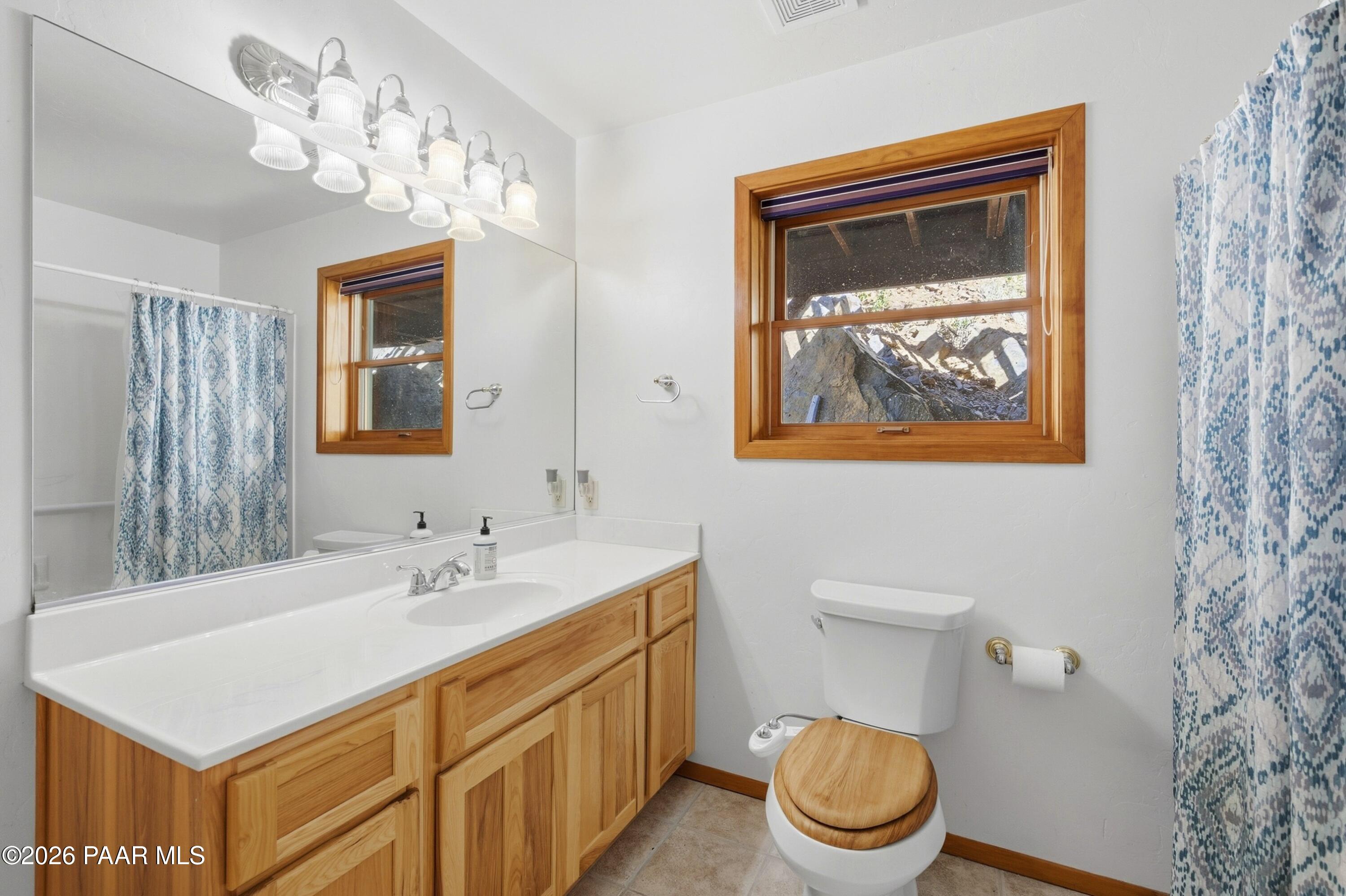 1882 East Old Miner Road Prescott, AZ 86303 - Photo 22 of 42 Hall Bathroom