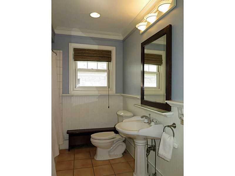 3 Catalpa Road Providence, RI 02906 - Photo 19 of 25 Bathroom.