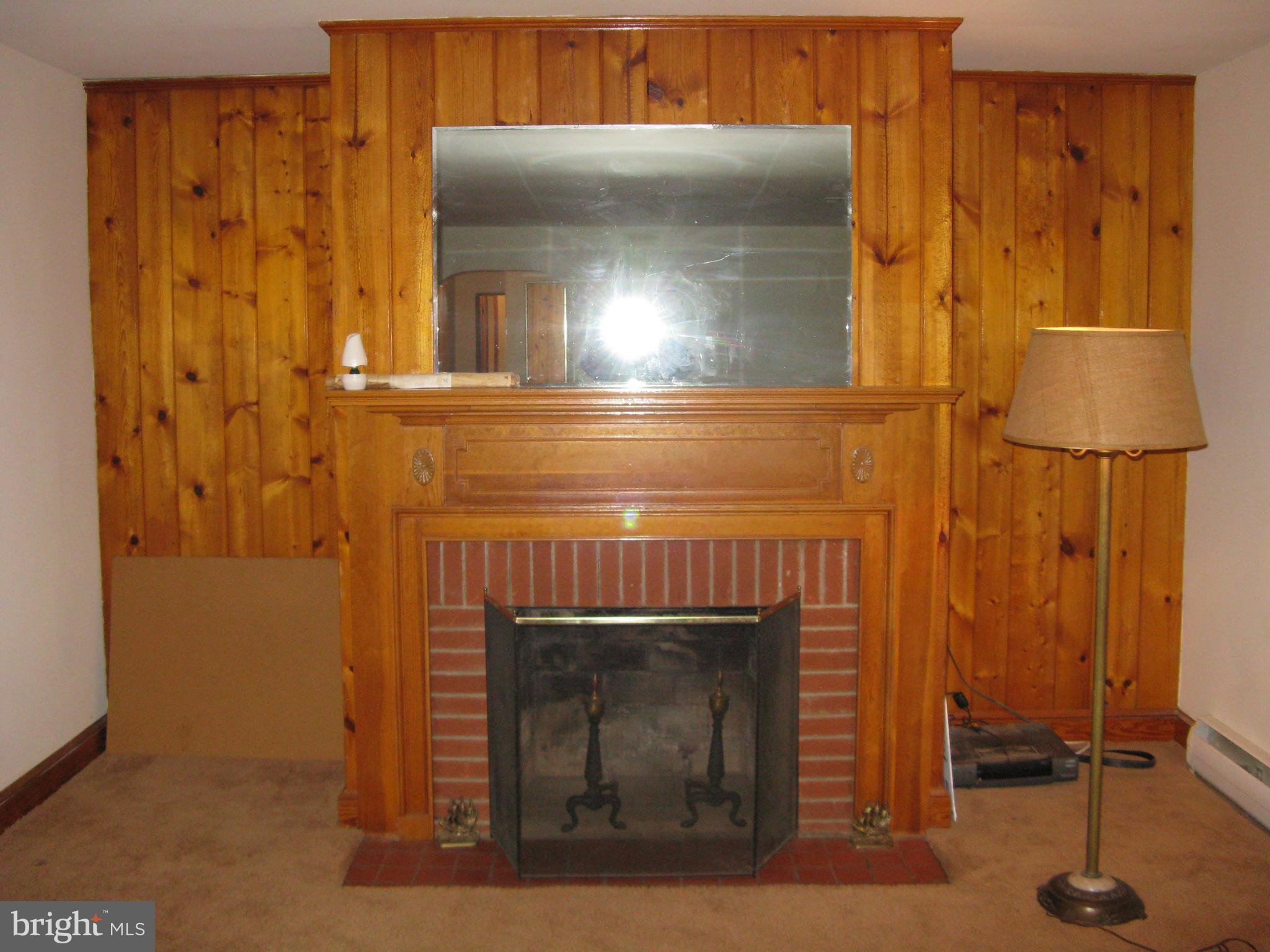10463 Elk Run Road Catlett, VA 20119 - Photo 16 of 21 Living Room