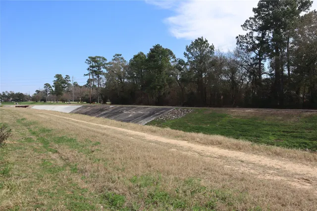 $330,000 | 15951 West Bellefontaine Way, Tomball, TX 77377