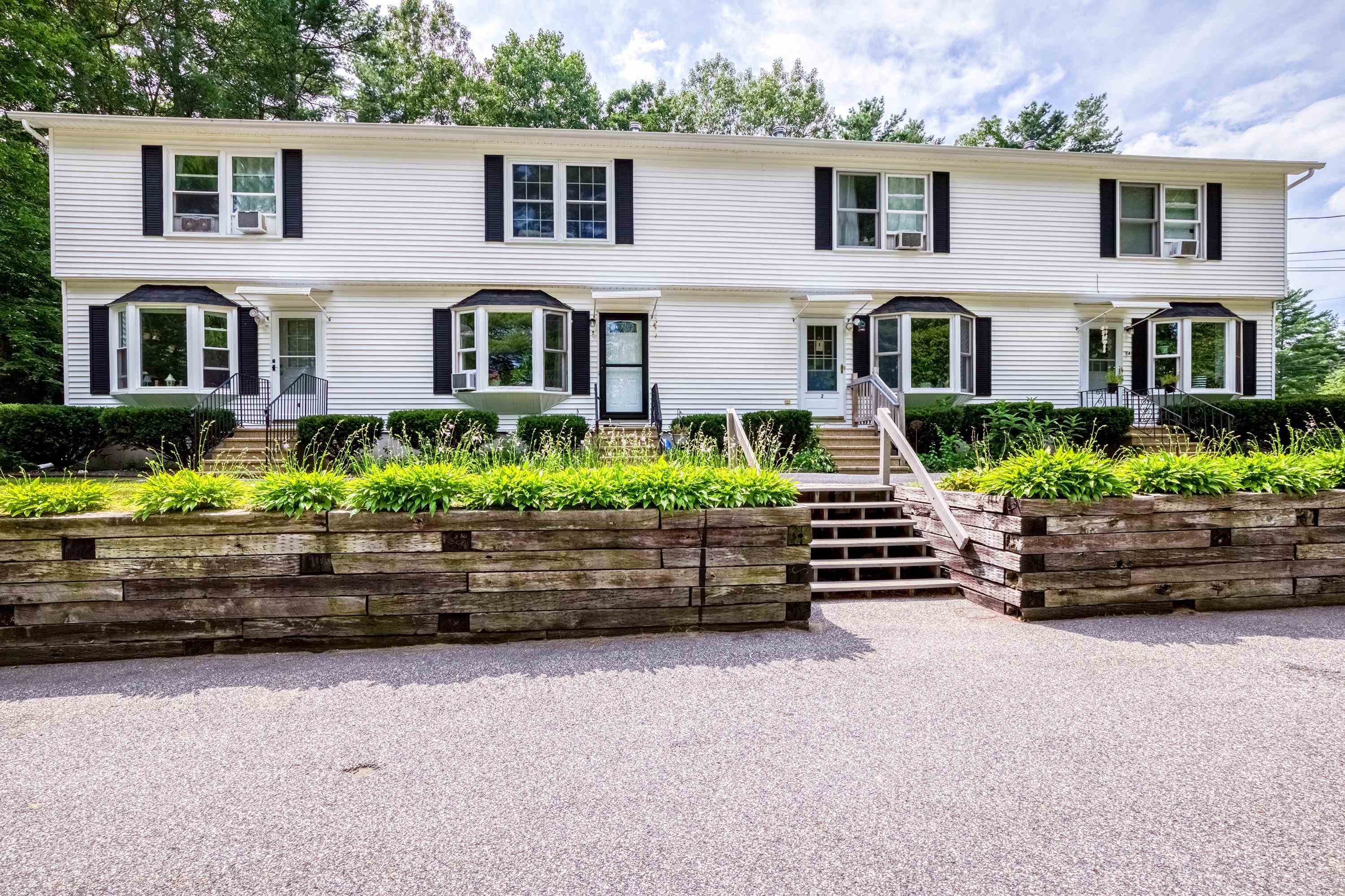 92 Bean Road, Unit 3 Fremont, NH 03044 - Photo 3 of 36 Gallery Image 3