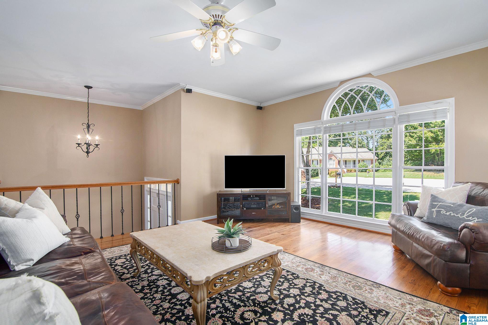 308 Regina Circle Birmingham, AL 35244 - Photo 4 of 42