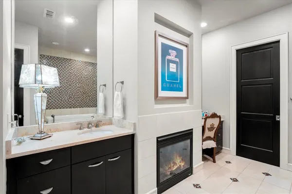 $1,100,000 | 45 Palisades Boulevard, Longview, TX 75605