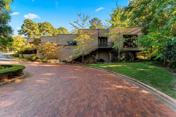 $1,100,000 | 45 Palisades Boulevard, Longview, TX 75605