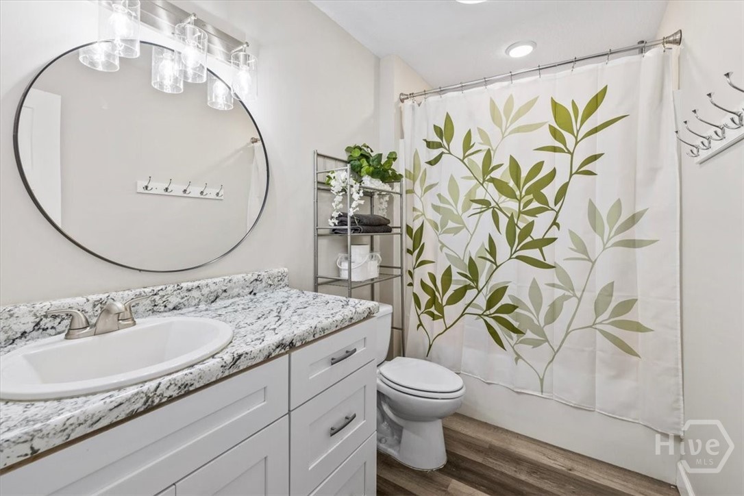 305 East 4th Street Springfield, GA 31329 - Photo 14 of 26 Bathroom