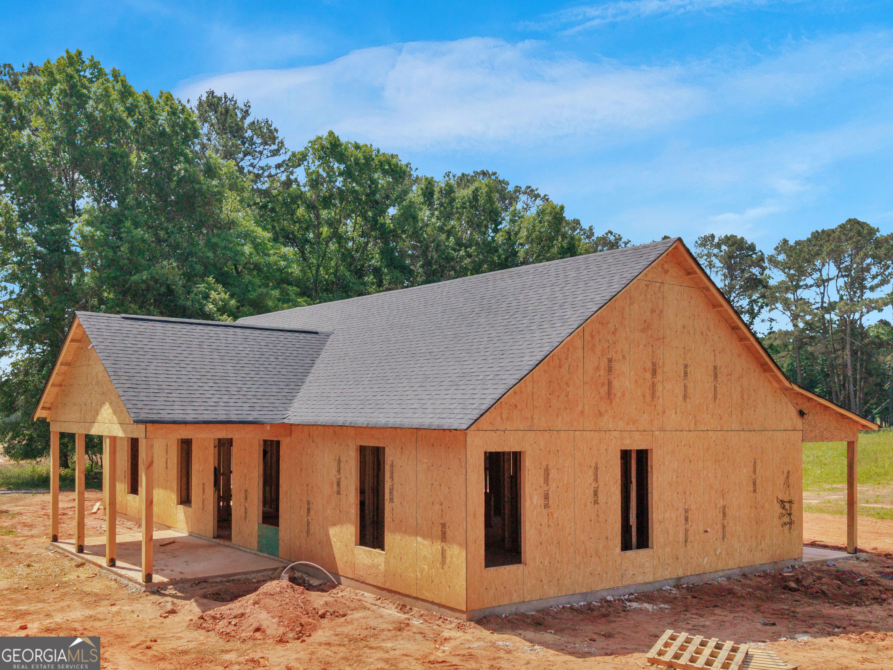 160 Loyd Road Mansfield, GA 30056 - Photo 11 of 53 a view of a house with backyard